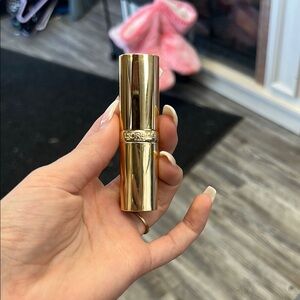 L'Oreal Gold Lipstick